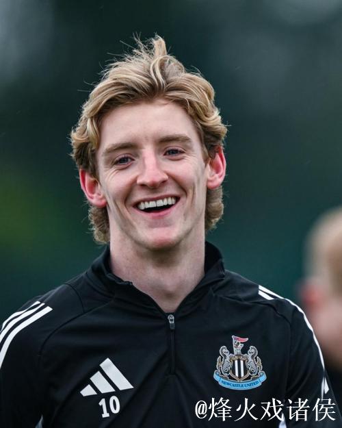 安东尼-戈登本赛季欧冠贡献6球,纽卡历史之最 安东尼-戈登本赛季欧冠贡献6球,纽卡历史之最