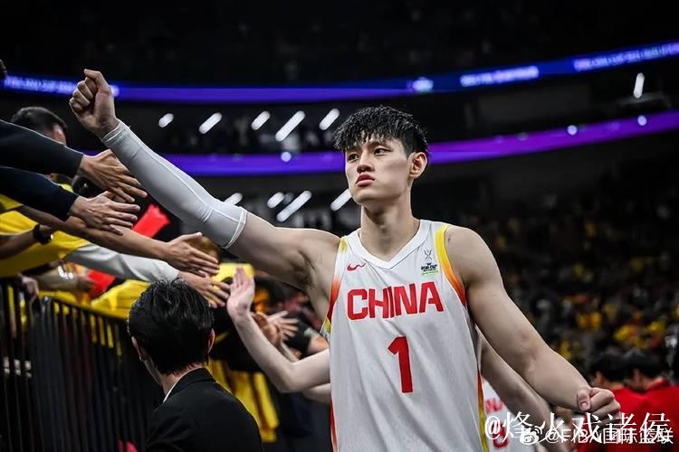 曾凡博低迷!中国男篮天赋前锋未能闪光 曾凡博低迷!中国男篮天赋前锋未能闪光